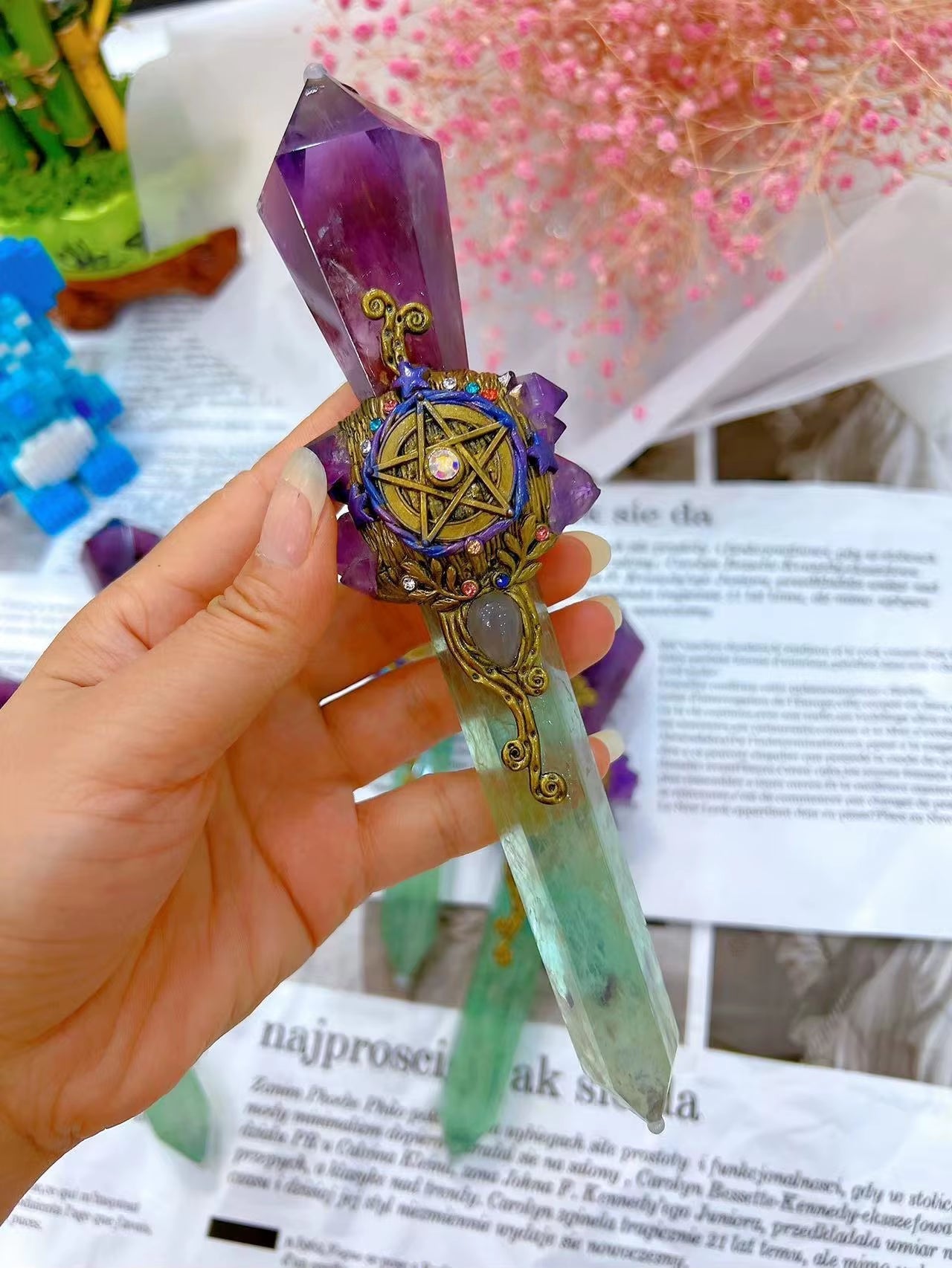 Handmade Crystal Magic Wand Healing Spiritual Witchcraft Magic Stick Incense Expanding Ore Crystal and Stone Natural Stone